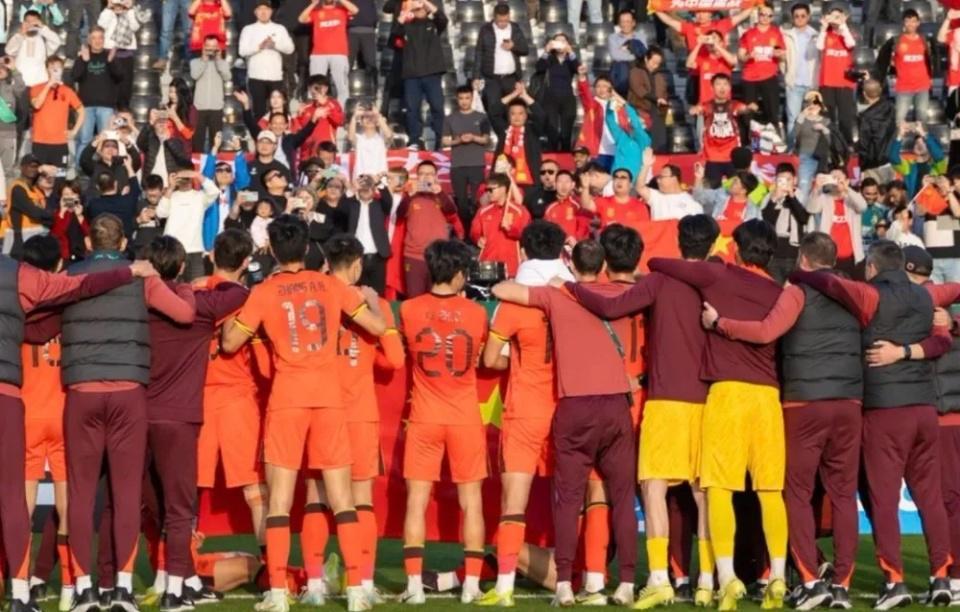 开云电竞官网入口-3战皆平！U23国足不怵下一场对手 坐拥3优势 主力：再赢2场进决赛